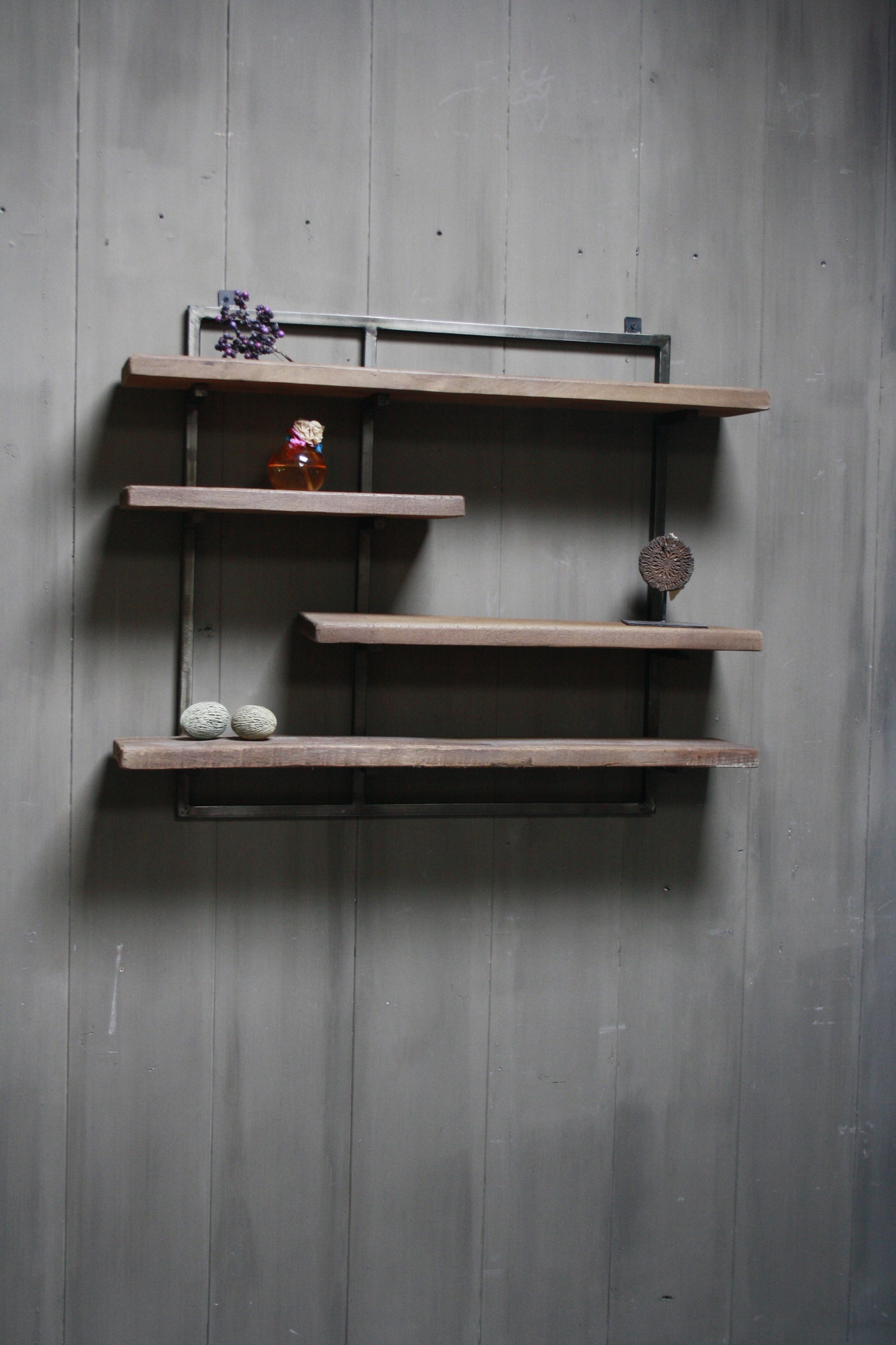 Rene Houtman Woody metaal wandrek 4 planken 82 x 100 cm