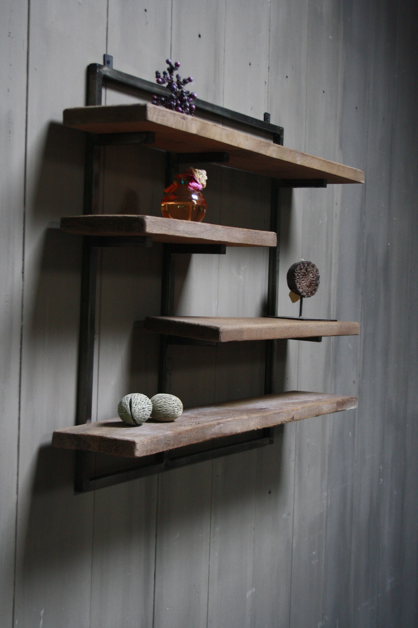Rene Houtman Woody metaal wandrek 4 planken 82 x 100 cm