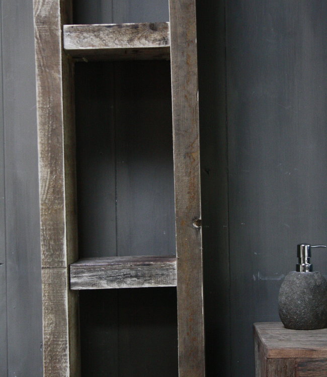 Rene Houtman Massief oud houten badkamerkast/handdoekenkast Hugo