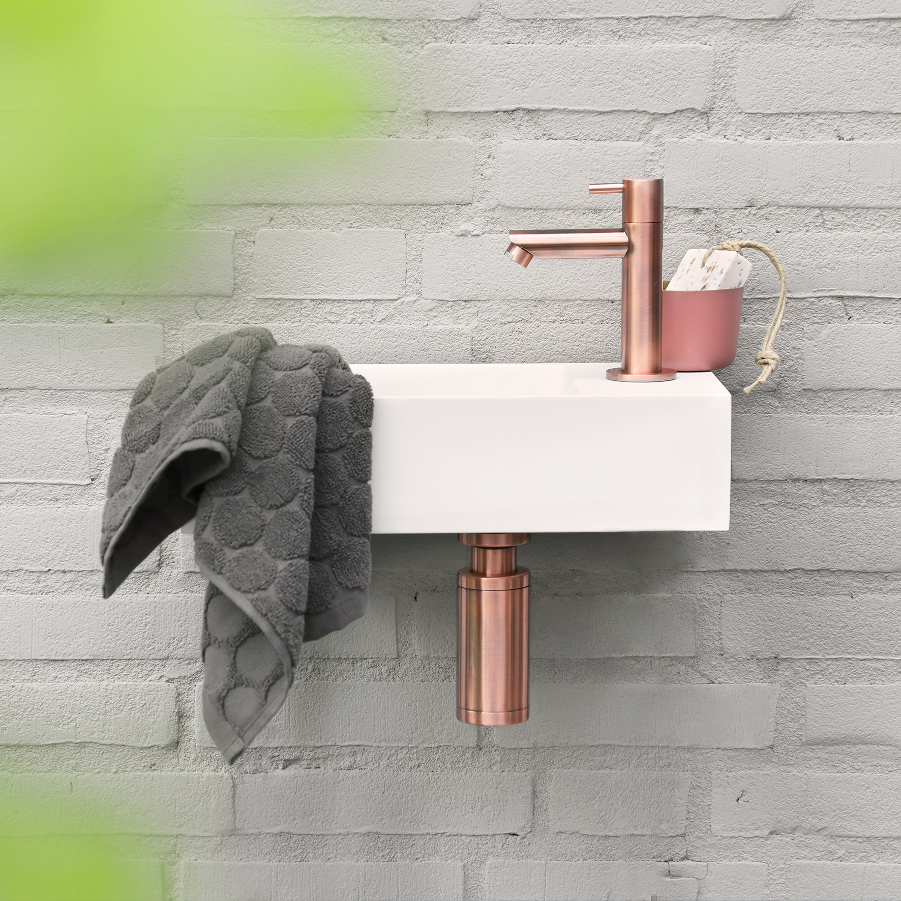 Differnz Solid fontein – Solid surface 18,5 x 36 x 9 cm
