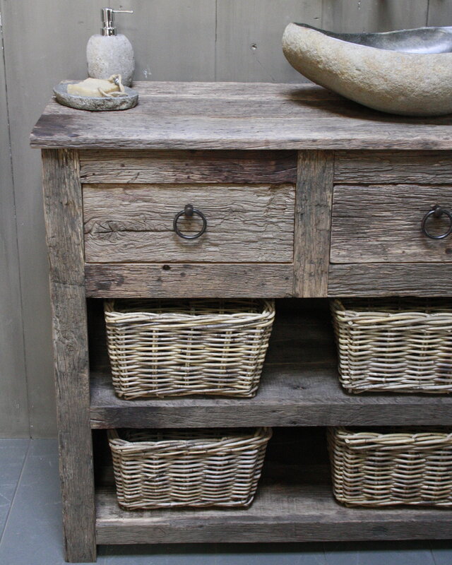 Rene Houtman Oud Eikenhouten Badkamermeubel L140 x H90 cm met 3 lades en legplanken