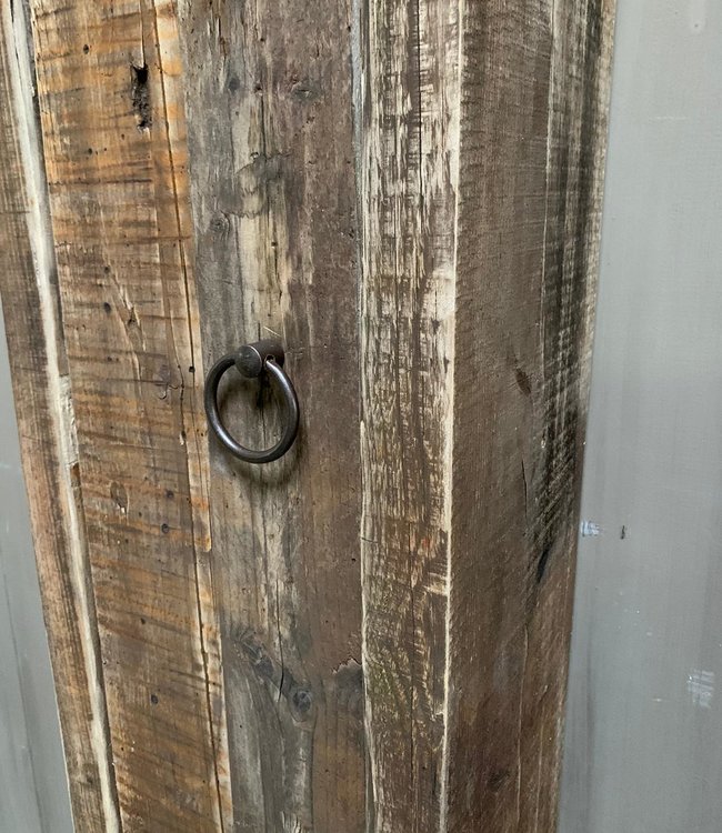 Rene Houtman Massief oud houten badkamerkast/handdoekenkast met deur