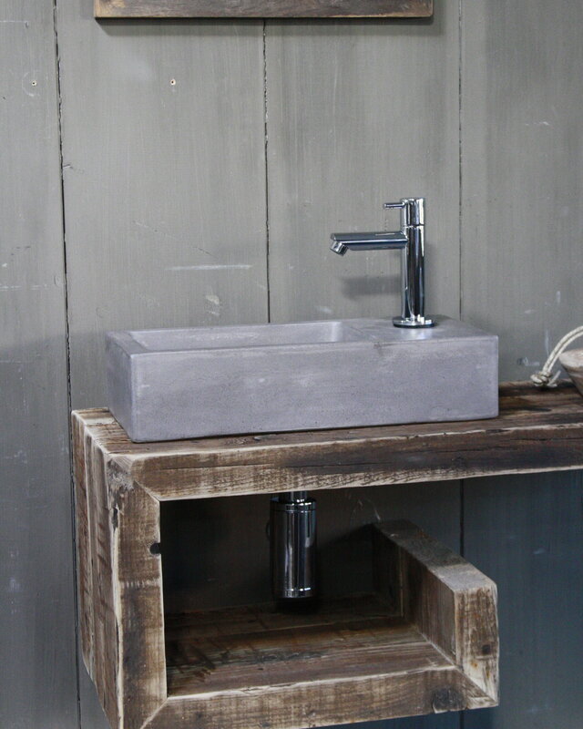 Rene Houtman Rosa - Fonteinmeubelset - Beton - Chroom