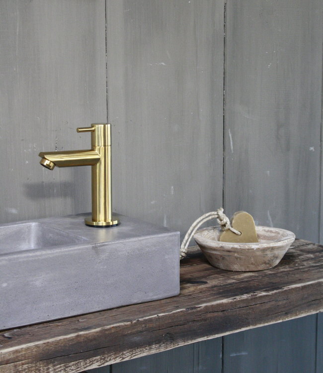 Rene Houtman Rosa - Fonteinmeubelset - Beton- Goud