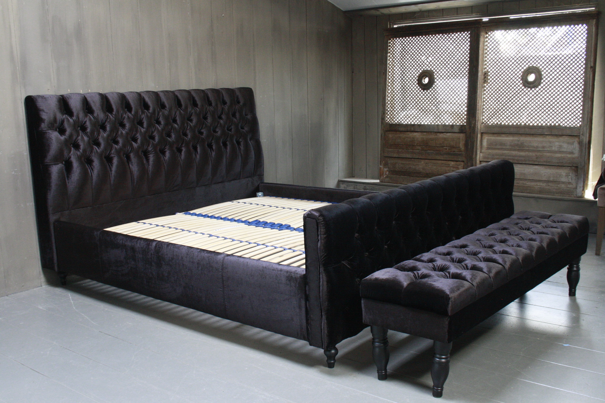 Rene Houtman Darlton Deluxe Ledikant Gecapitonneerd Velvet Dark