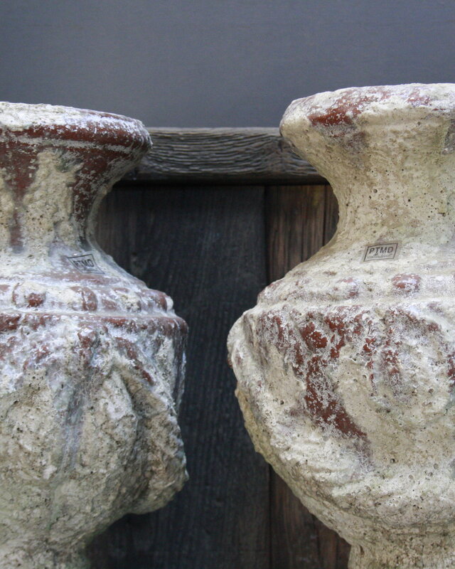Rene Houtman PTMD Vazen Oud Steen 36x22 cm set van 2