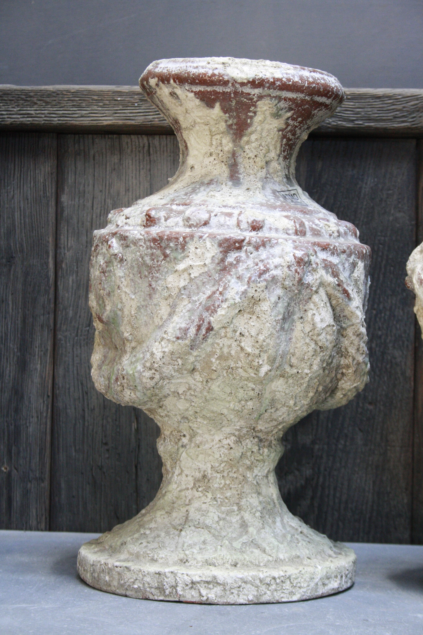 Rene Houtman PTMD Vazen Oud Steen 36x22 cm set van 2