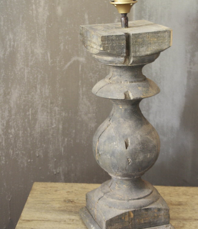 Aura Peeperkorn Balusterlamp Oud Hout L65 cm Grijs
