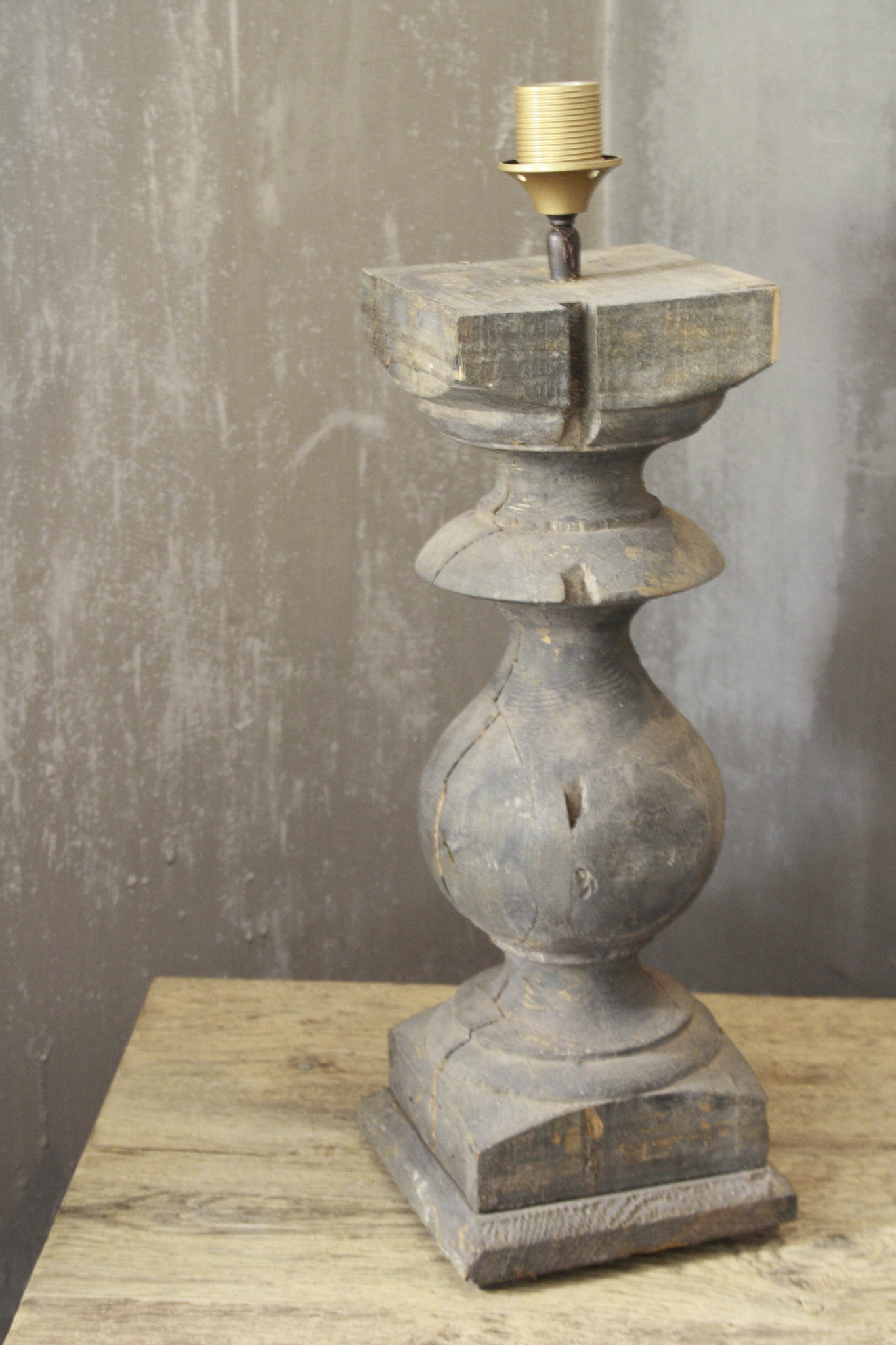 Aura Peeperkorn Balusterlamp Oud Hout L65 cm Grijs