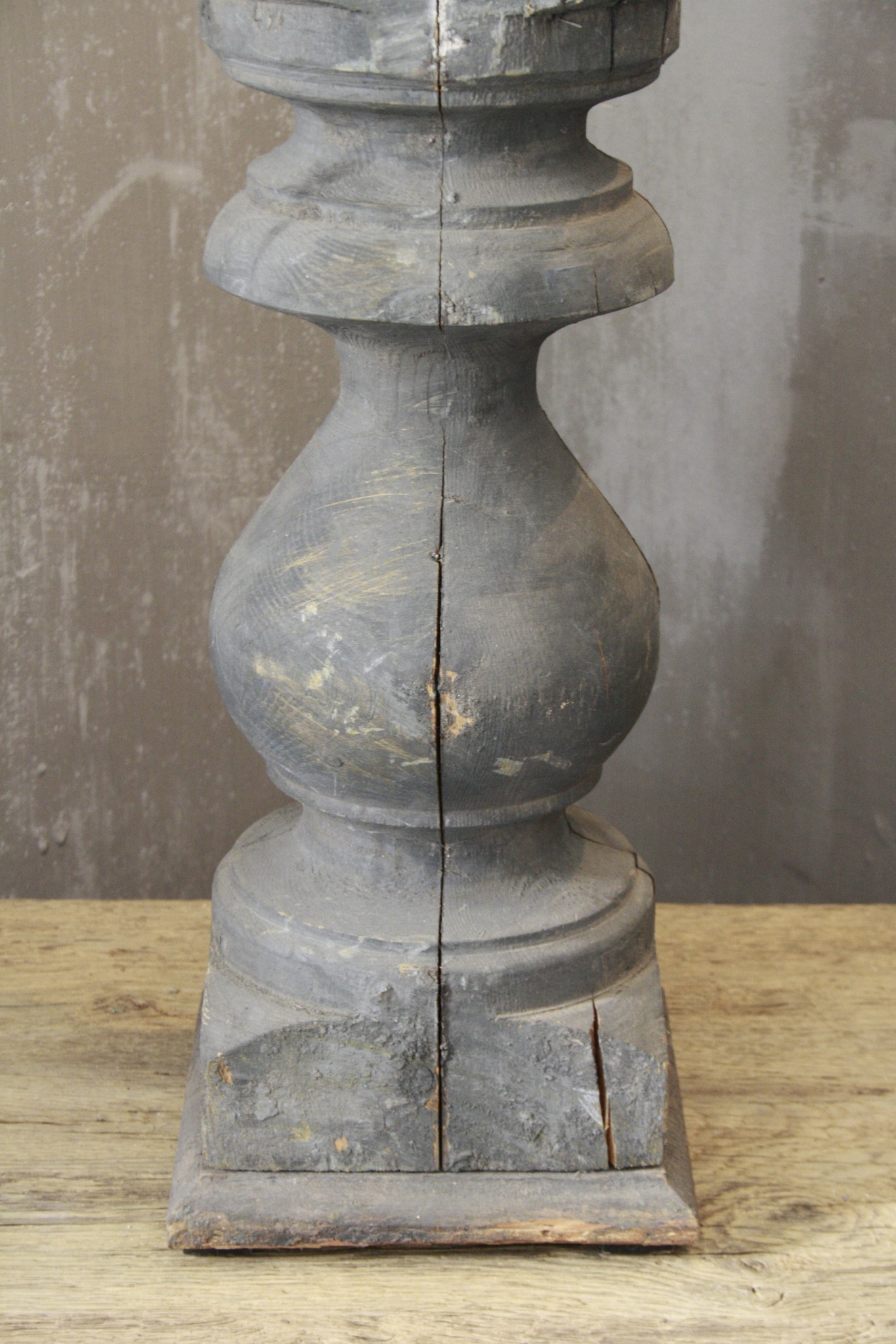 Aura Peeperkorn Balusterlamp Oud Hout Robuust 65 cm