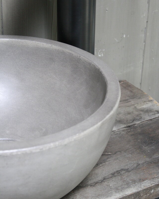 Rene Houtman Boris fonteinmeubelset beton incl. hoge kraan zwart