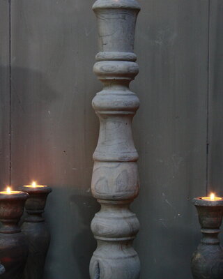 Rene Houtman Kaarsenstandaard Hout Nepalees 80 cm