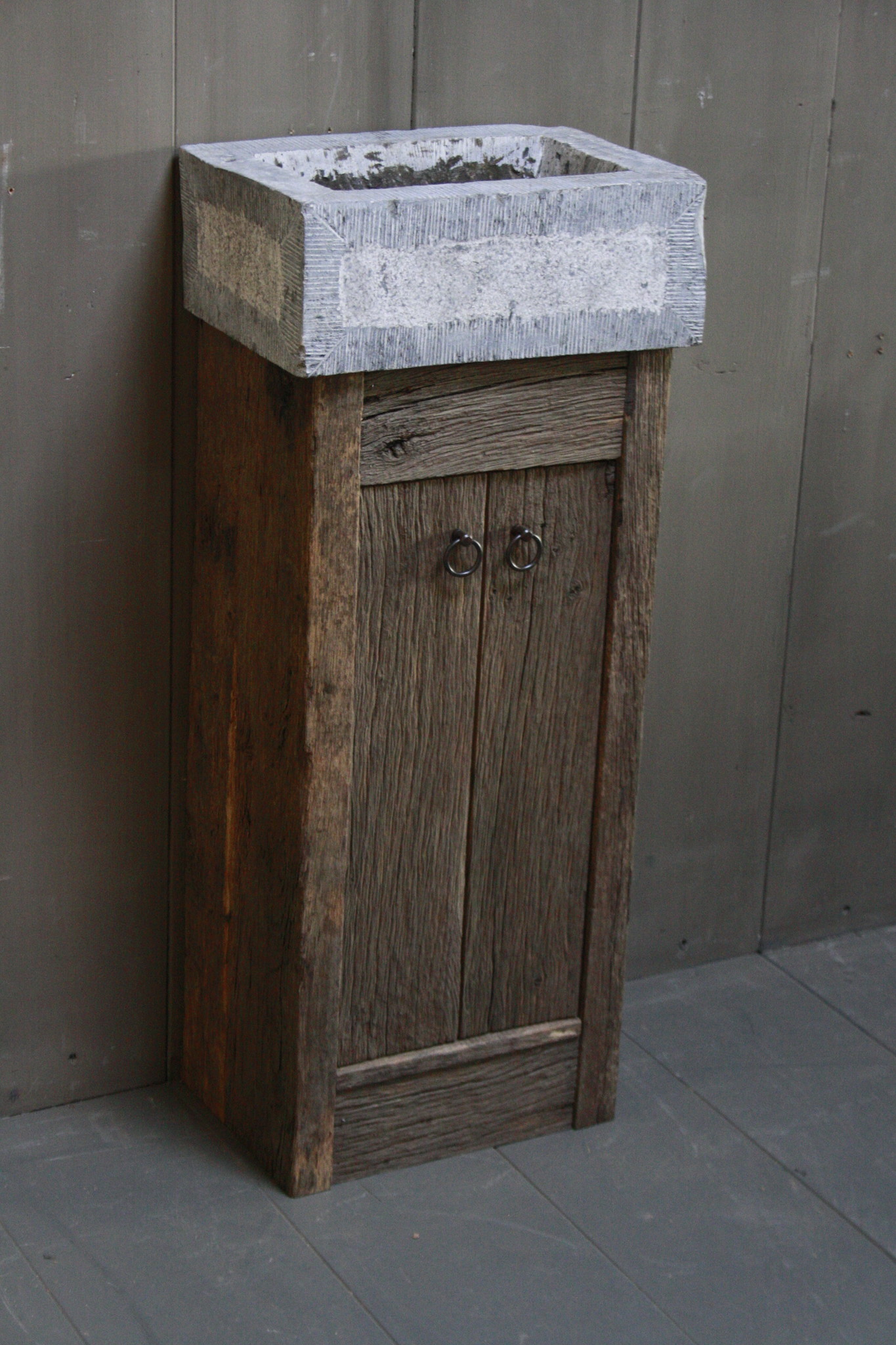 Rene Houtman Geesje toiletmeubel oud eiken + gefrijnde bak 90 cm