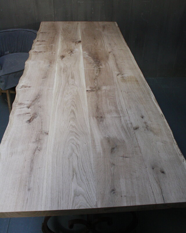 Rene Houtman Eetkamertafel Eiken 250 cm met ijzeren onderstel