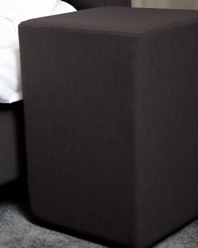 Rene Houtman Hocker Kubus Stof 42x42x60 - Chocolate