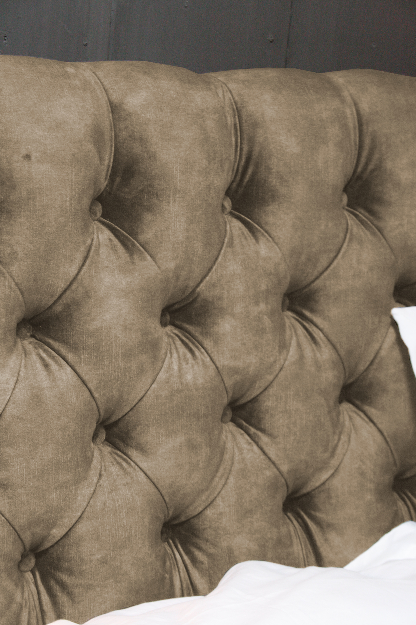 Rene Houtman Darlton Adore Ledikant Gecapitonneerd Beige