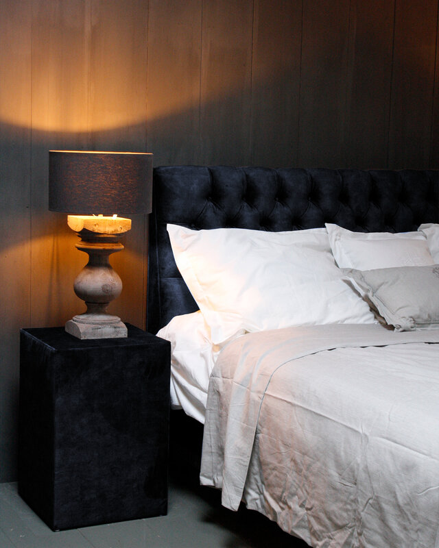 Rene Houtman Darlton Adore Ledikant Gecapitonneerd Indigo