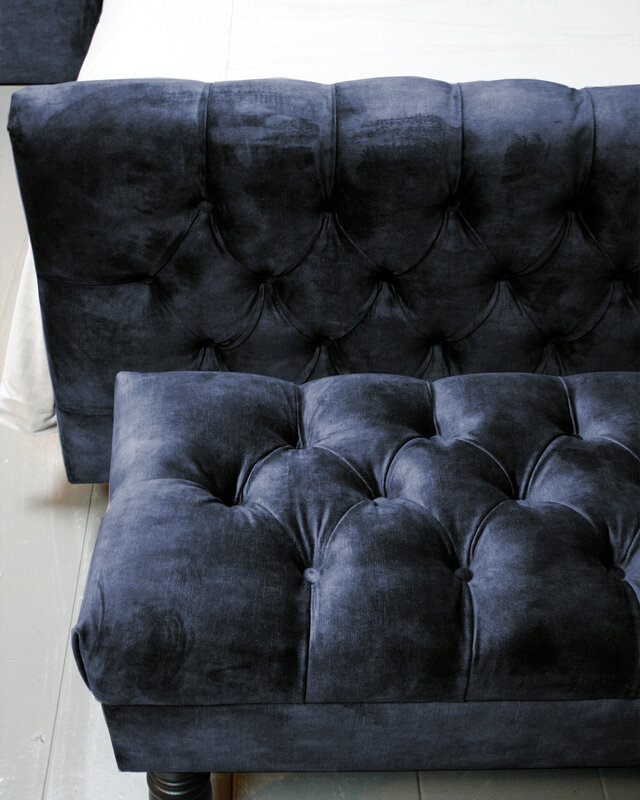 Rene Houtman Darlton Adore Ledikant Gecapitonneerd Indigo