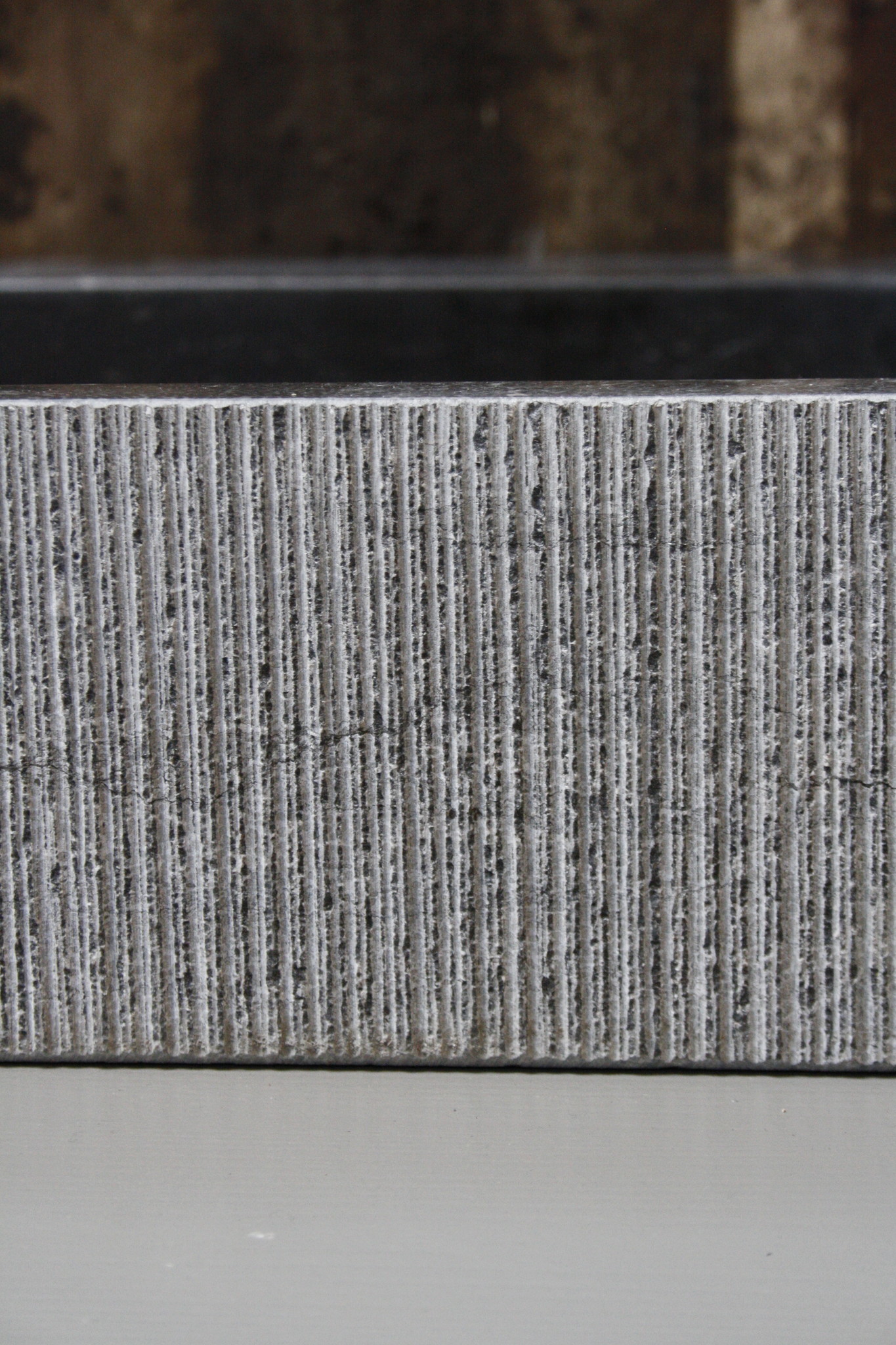 Forzalaqua Wastafel Forzalaqua Oslo Hardsteen Gefrijnd Met Kraangat Antraciet 60x40x9 cm