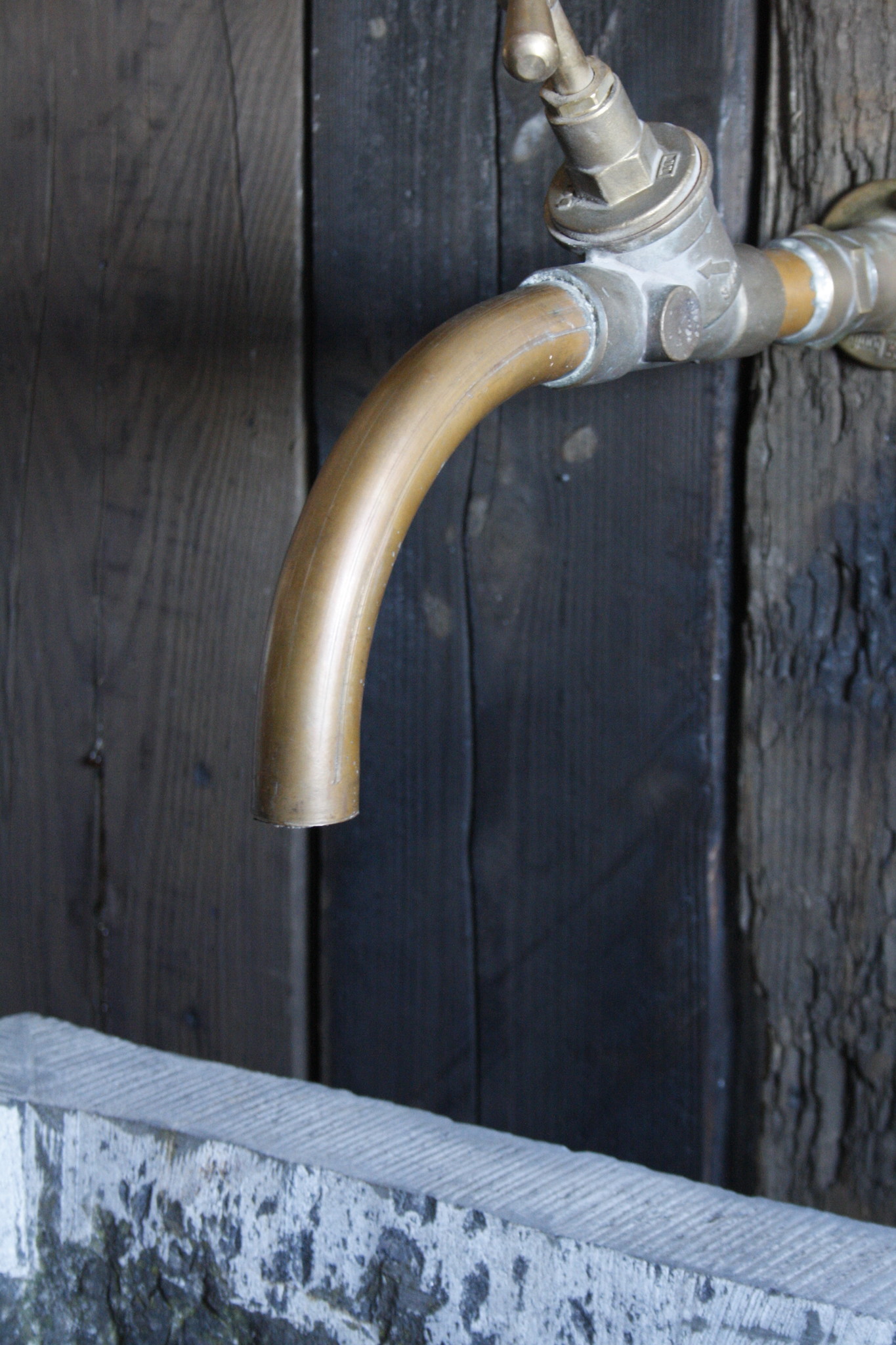 Rene Houtman Assen - Koperen Muurkraan - Koud Water - Handmade