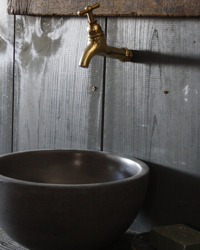 Rene Houtman Maastricht - Messing Tapkraan - Koud Water Muur -
