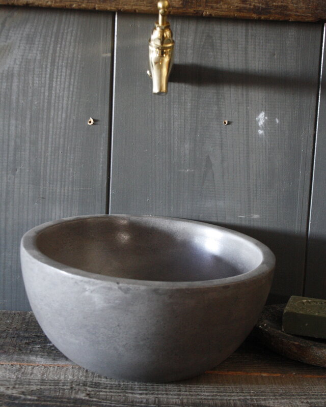 Rene Houtman Maastricht - Messing Tapkraan - Koud Water Muur -