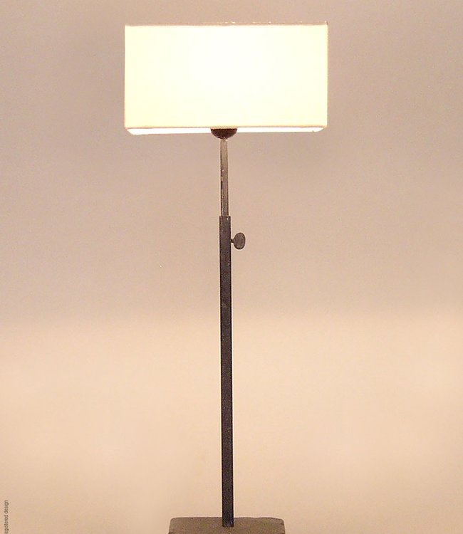 Frezoli Hardstenen Tafellamp | Loodkleur