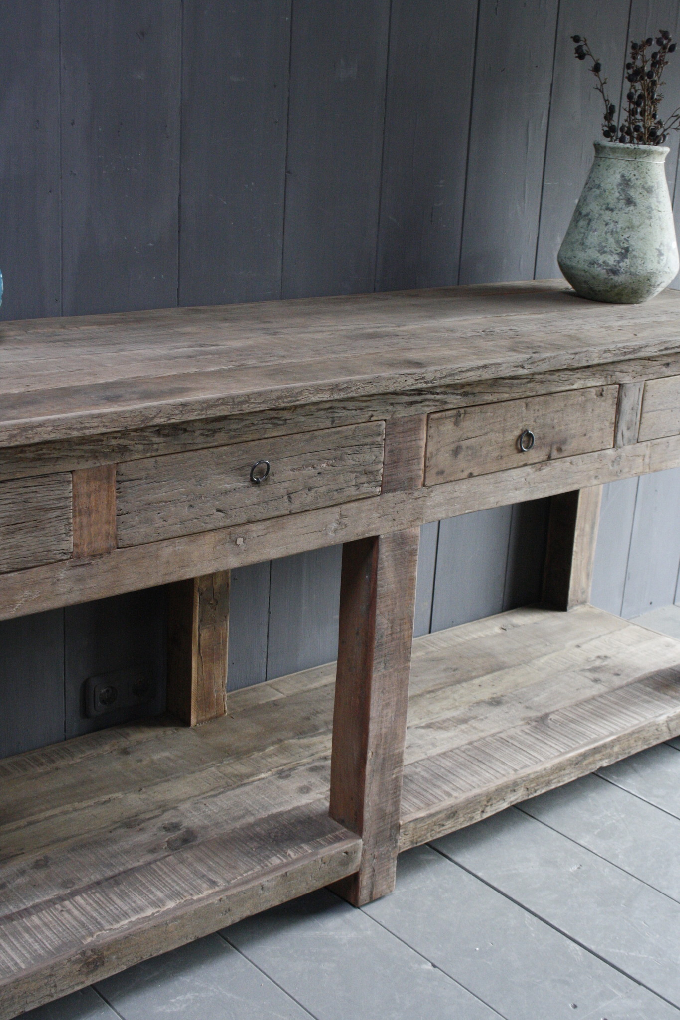 Rene Houtman Sidetable Bassano oud hout met lades 226 x 60 x 90
