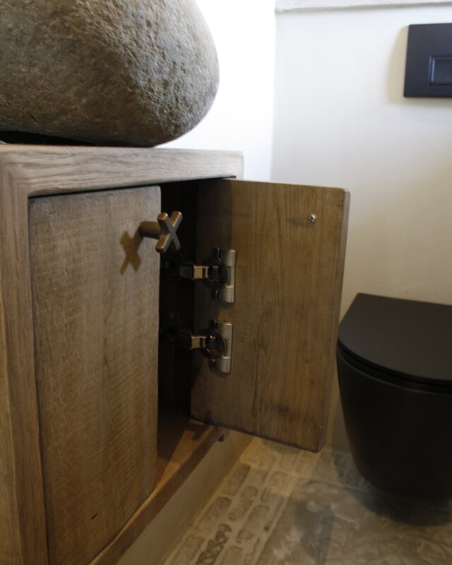 Rene Houtman Zwevend Toiletmeubel Eiken Deurtjes L39xH35 cm