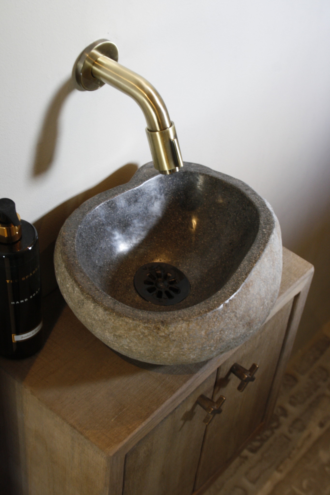 Rene Houtman Zwevend Toiletmeubel Eiken Deurtjes L39xH35 cm