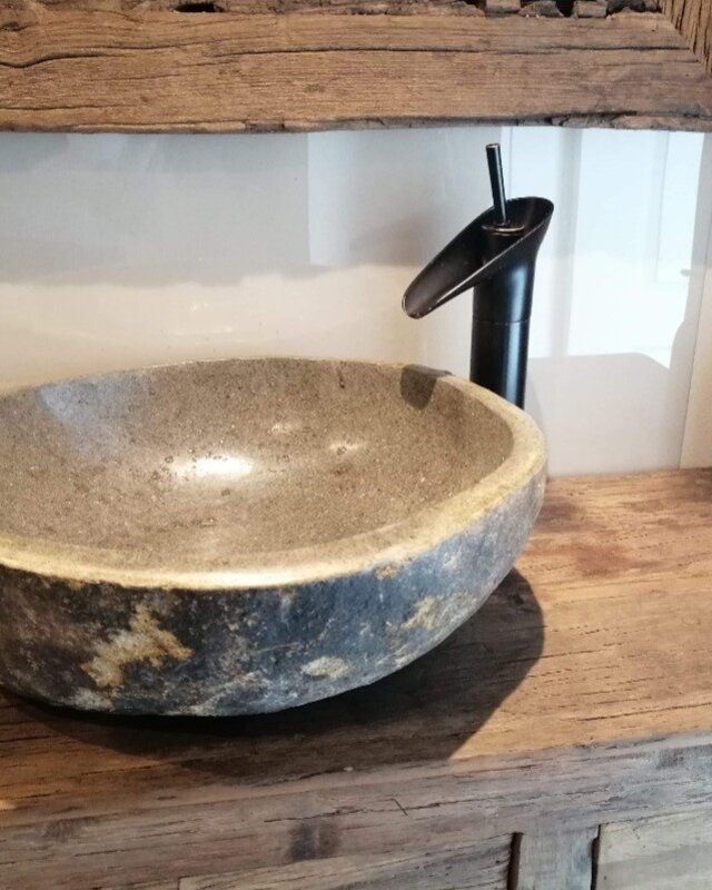 Rene Houtman Watervalkraan Zwart met Brons Toilet 32,5 cm