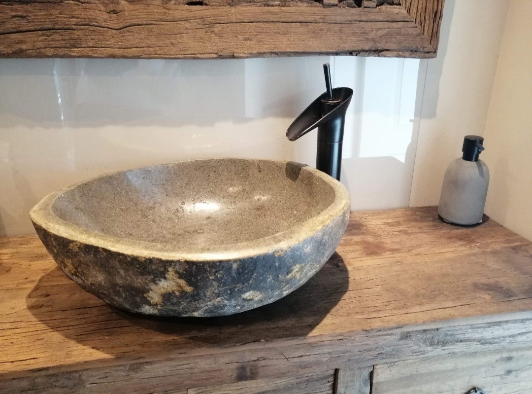 Rene Houtman Watervalkraan Zwart met Brons Toilet 32,5 cm