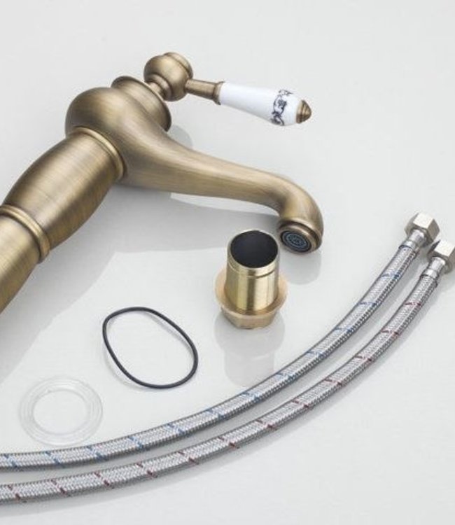 Rene Houtman Antieke Wastafelkraan - Brons