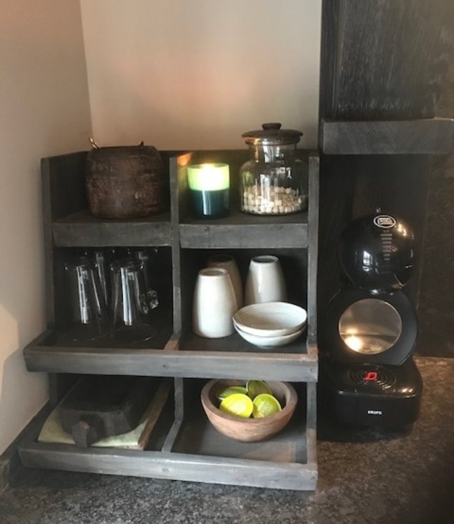 Rene Houtman Gruttersbak B45xD34xH46 Vergrijsd Hout