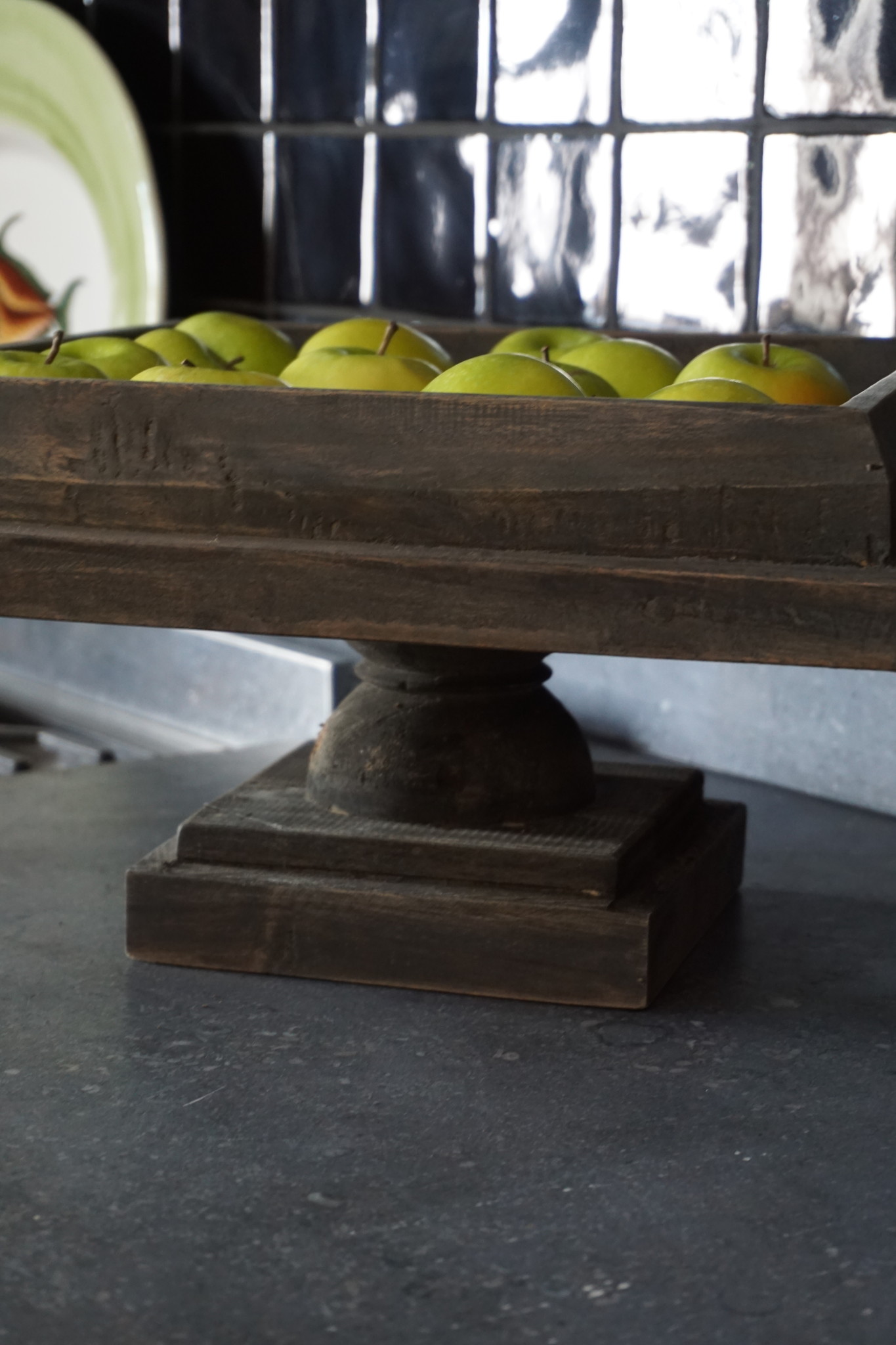 Rene Houtman Houten Tray Op Voet L40 x B40 x H22 cm