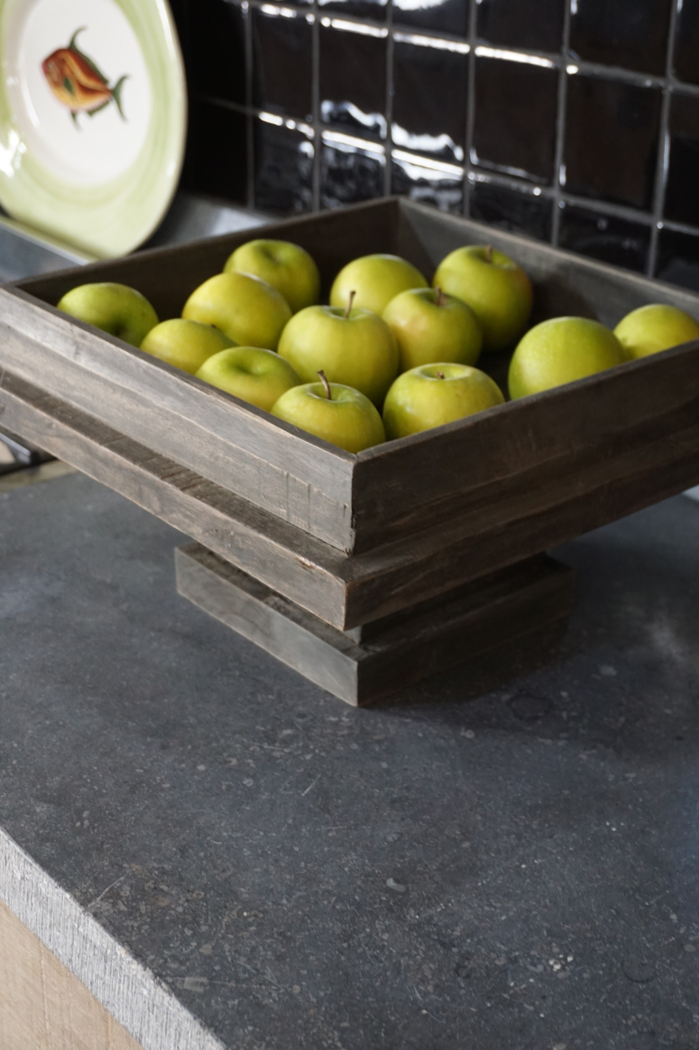 Rene Houtman Houten Tray Op Voet L40 x B40 x H22 cm