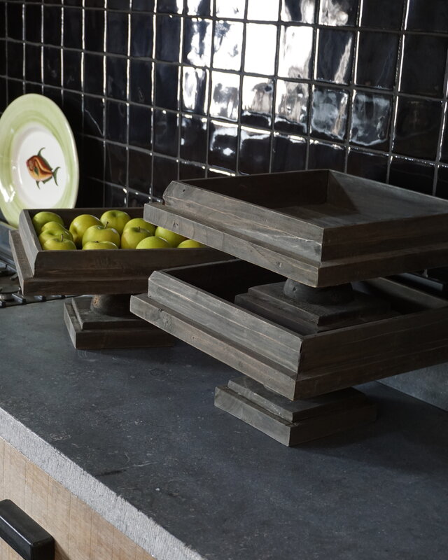 Rene Houtman Houten Tray Op Voet L40 x B40 x H22 cm