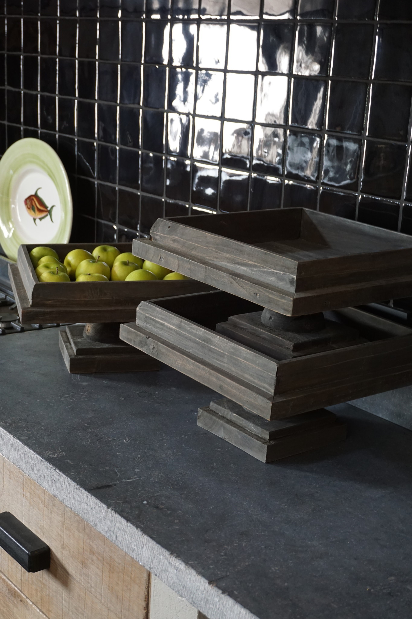 Rene Houtman Houten Tray Op Voet L40 x B40 x H22 cm