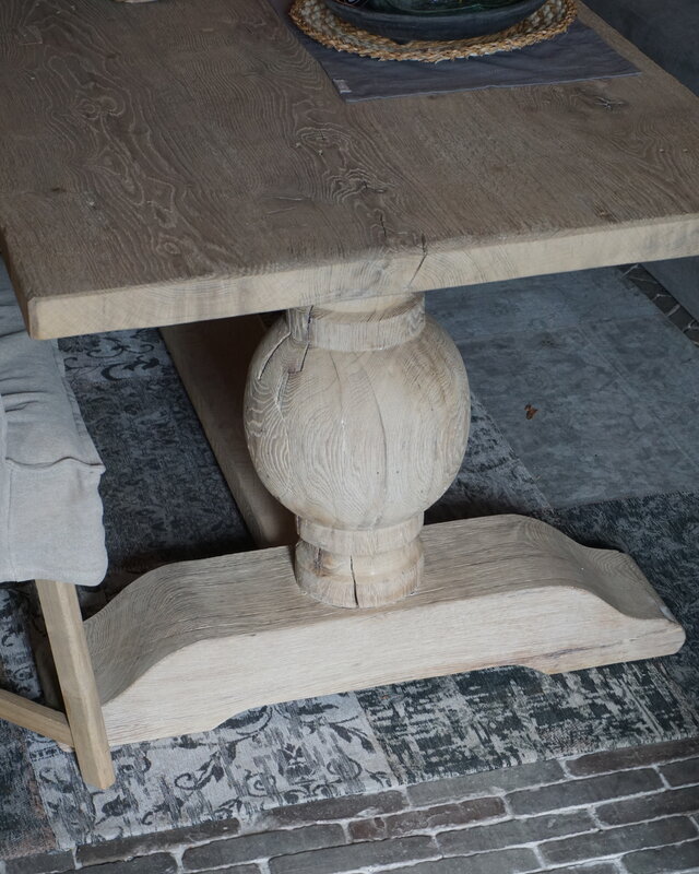 Rene Houtman Eetkamertafel Oud Eiken Bolpoot Tense - Kies Maat
