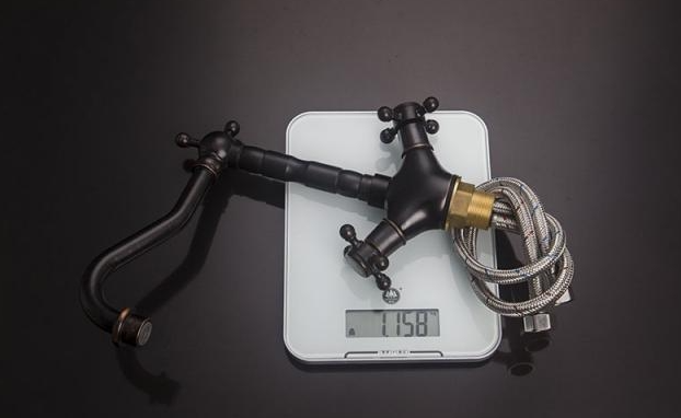 Rene Houtman Klassieke Bronzen Wastafel/Keukenkraan - H240 MM
