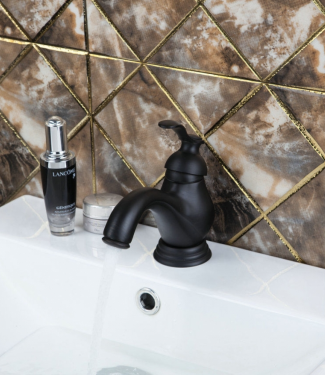 Rene Houtman Nostalgische Zwarte Wastafelkraan - H145 MM