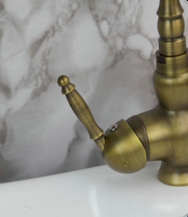 Rene Houtman Nostalgische Bronzen Wastafelkraan - H210 MM