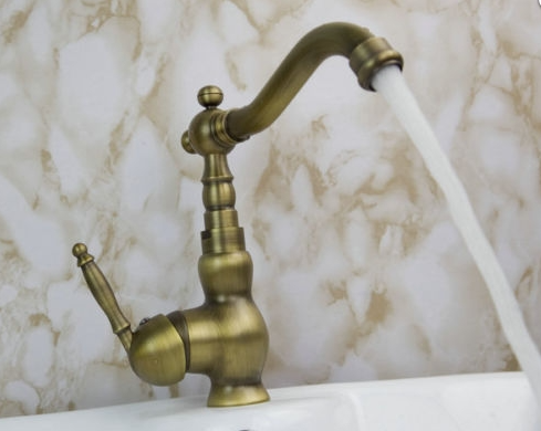 Rene Houtman Nostalgische Bronzen Wastafelkraan - H210 MM
