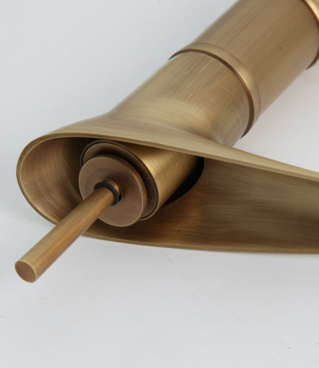 Rene Houtman Bronzen Watervalkraan - H220mm