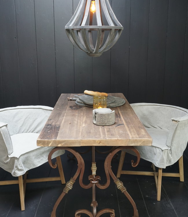 Rene Houtman Tafel Xavi Wagondelen Tafelblad Met Gietijzeren Onderstel