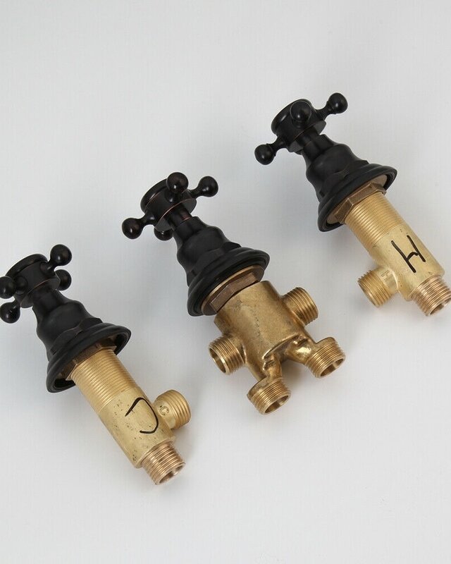 Rene Houtman Olie Bronzen Inbouw Douche