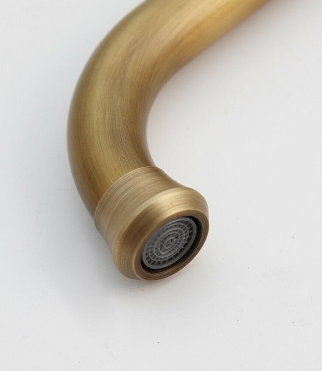 Rene Houtman Landelijke Wastafelkraan Brons - H34,5 cm