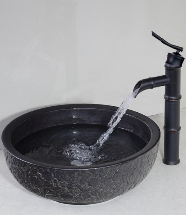 Rene Houtman Nostalgische Olie Bronzen Wastafelkraan En Waskom