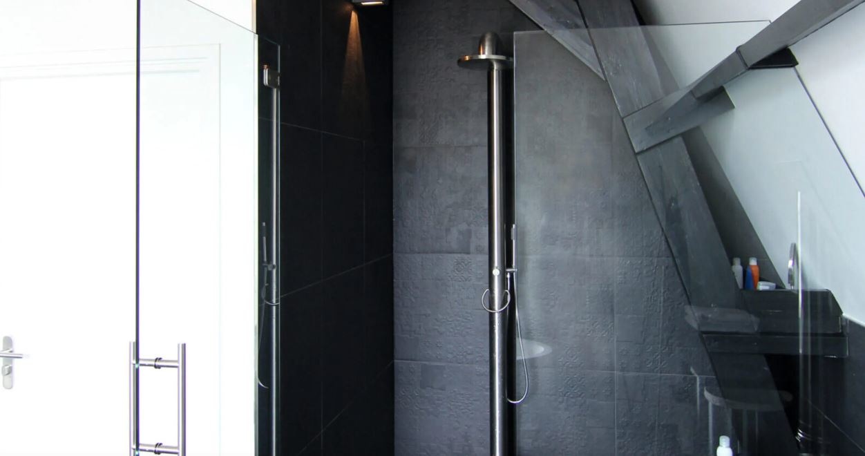 JEE-O Fatline Vrijstaande Douche 02 | Met Eengreep-mengkraan en Handdouche | H230 cm