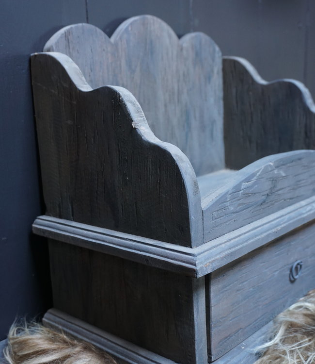 Rene Houtman Gruttersbak Hout Met Kartelrand En Lade 42 cm